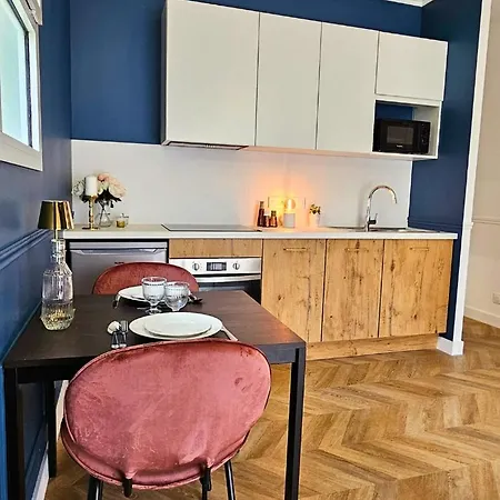 Apartment Le Bd Haussmann, Chic & Raffine ! Cholet